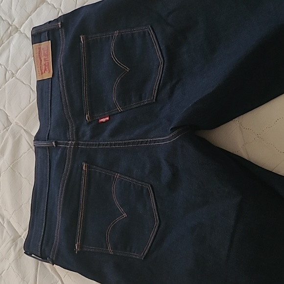Womens levi jeans - Picture 2 of 3